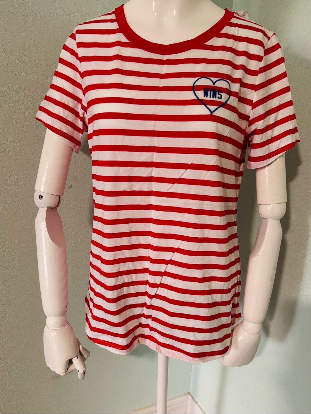Old Navy Love wins women’s shirt
